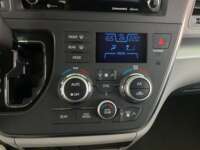 Toyota Sienna 2018 5p LE V6/3.5 Aut 2018 Toyota Sienna Venta Interiores 9