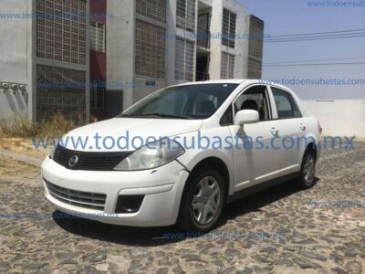 Nissan Tiida 2015 