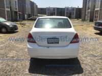 Nissan Tiida 2015  2015 Nissan Tiida Ingreso Exteriores 5