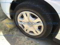 Nissan Tiida 2015  2015 Nissan Tiida Ingreso Llantas 6
