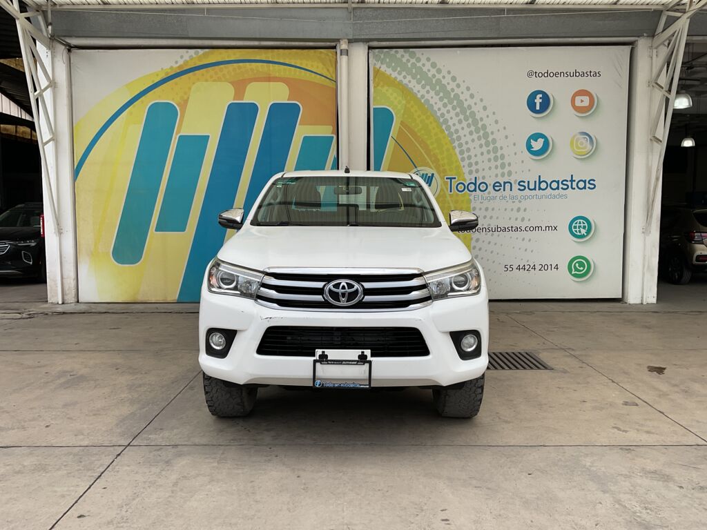 Toyota Hilux 2018 4p Doble Cabina Diesel L4/2.8/T Aut 2018 Toyota Hilux Venta Exteriores 2