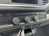 Volkswagen Crafter 2022 2p Chasis Cabina L4/2.0/TDI Man 3.5/Ton MWB A/A 2022 Volkswagen Crafter Venta Interiores 9
