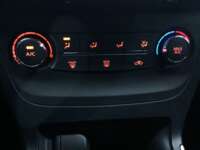 Nissan Sentra 2019 4p Sense L4/1.8 Man   2019 Nissan Sentra Venta Interiores 8