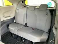 Toyota Sienna 2021 5p LE Híbrido L4/2.5 CVT 2021 Toyota Sienna Venta Interiores 23
