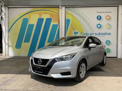 Nissan Versa 2020 4p Sense L4/1.6 CVT Línea Nueva