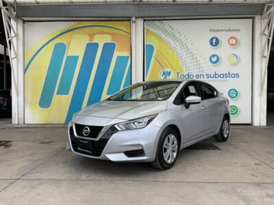 Nissan Versa 2020 4p Sense L4/1.6 CVT Línea Nueva