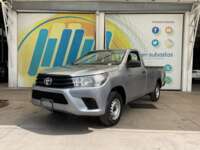 Toyota Hilux 2019 2p Cabina Sencilla L4/2.7 Man 2019 Toyota Hilux Venta Exteriores 1