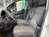 Peugeot Partner 2018 4p Van L4/1.6/T Diesel Man 2018 Peugeot Partner Venta Interiores 13