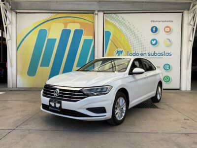 Volkswagen Jetta 2019 4p Comfortline L4/1.4/T Man