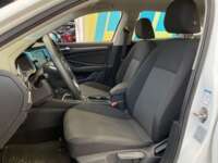 Volkswagen Jetta 2019 4p Comfortline L4/1.4/T Man 2019 Volkswagen Jetta Venta Interiores 19