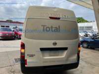 Nissan Urvan 2021  IMG_7484