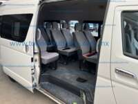 Toyota Hiace 2019 4p Superlarga Ventanas L4/2.7 Man IMG_1210