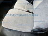 Toyota Hiace 2019 4p Superlarga Ventanas L4/2.7 Man IMG_1202