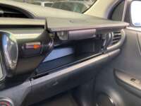 Toyota Hilux 2019 4p Doble Cabina Base L4/2.7 Man  2019 Toyota Hilux Venta Interiores 12
