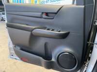 Toyota Hilux 2019 4p Doble Cabina Base L4/2.7 Man  2019 Toyota Hilux Venta Interiores 14