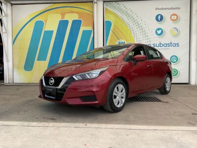 Nissan Versa 2020 4p Sense L4/1.6 CVT Línea Nueva