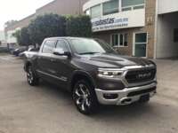 Ram 1500 2023 4p Crew Cab Limited Mild Hybrid V8/5.7 Aut 4X4 2023 Ram 1500 Venta Exteriores 3