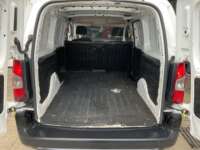 Peugeot Partner Maxi 2021 5p L4/1.6/T Diesel Man 2021 Peugeot Partner Venta Cajuela 1