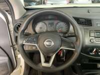 Nissan NP300 Frontier 2021 4p LE L4/2.5 Man 2021 Nissan NP300 Frontier Venta Interiores 1