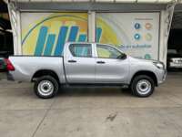 Toyota Hilux 2019 4p Doble Cabina Base L4/2.7 Man  2019 Toyota Hilux Venta Exteriores 4