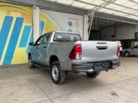 Toyota Hilux 2019 4p Doble Cabina Base L4/2.7 Man  2019 Toyota Hilux Venta Exteriores 7