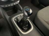 Chevrolet Aveo 2020 4p LS L4/1.5 Man  2020 Chevrolet Aveo Venta Interiores 9