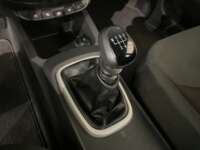 Chevrolet Aveo 2020 4p LS L4/1.5 Man  2020 Chevrolet Aveo Venta Interiores 9
