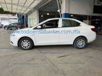 Chevrolet Aveo 2020 4p LS L4/1.5 Man  IMG_4179