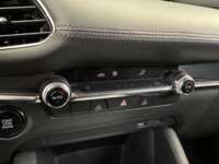 Mazda 3 2019 4p Sedán i L4/2.5 Skyactiv-Drive 2019 Mazda 3 Venta Interiores 10