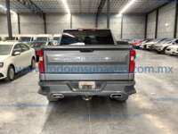 Chevrolet Silverado 2021 4p Custom Doble Cabina 4X4 V8/5.3 Aut IMG_8293