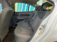 Chevrolet Aveo 2020 4p LS L4/1.5 Man  2020 Chevrolet Aveo Venta Interiores 16