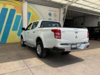 Mitsubishi L200 2018 4p Doble Cabina L4/2.4 Man 2WD 2018 Mitsubishi L200 Venta Exteriores 7