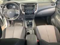 Mitsubishi L200 2018 4p Doble Cabina L4/2.4 Man 2WD 2018 Mitsubishi L200 Venta Interiores 4