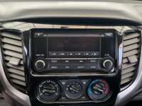 Mitsubishi L200 2018 4p Doble Cabina L4/2.4 Man 2WD 2018 Mitsubishi L200 Venta Interiores 7