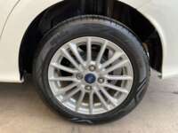 Ford Figo 2021  2021 Ford Figo Venta Llantas 4