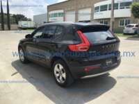 Volvo XC40 2020 5p Momentum T4 L4/2.0/T Geartronic 2020 Volvo XC40 Ingreso Exteriores 6