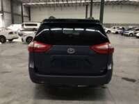 Toyota Sienna 2017 5p LE V6/3.5 Aut      2017 Toyota Sienna Venta Exteriores 6