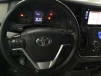Toyota Sienna 2017 5p LE V6/3.5 Aut      2017 Toyota Sienna Venta Interiores 1