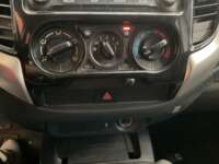 Mitsubishi L200 2017 4p Doble Cabina L4/2.5/T Diesel Man 4X4 2017 Mitsubishi L200 Venta Interiores 8