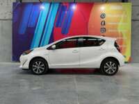 Toyota Prius 2020 5p C Híbrido L4/1.5 Aut  2020 Toyota Prius Venta Exteriores 8