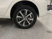 Toyota Prius 2020 5p C Híbrido L4/1.5 Aut  2020 Toyota Prius Venta Llantas 7