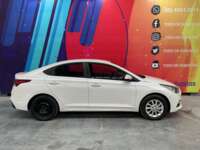 Hyundai Accent 2020 4p GL L4/1.6 Aut  2020 Hyundai Accent Venta Exteriores 8