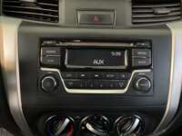 Nissan NP300 Frontier 2019 4p LE L4/2.5 Man 2019 Nissan NP300 Frontier Venta Interiores 6