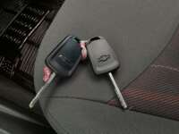 Chevrolet Aveo 2020 4p LS L4/1.5 Man  2020 Chevrolet Aveo Venta Interiores 10