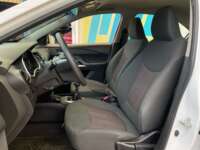 Chevrolet Aveo 2020 4p LS L4/1.5 Man  2020 Chevrolet Aveo Venta Interiores 15