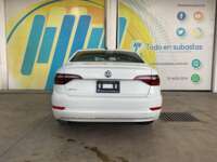 Volkswagen Jetta 2019 4p Trendline L4/1.4/T Aut 2019 Volkswagen Jetta Venta Exteriores 6