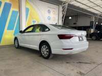 Volkswagen Jetta 2019 4p Trendline L4/1.4/T Aut 2019 Volkswagen Jetta Venta Exteriores 7