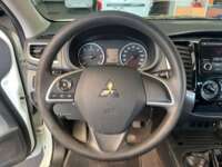Mitsubishi L200 2018 4p Doble Cabina L4/2.4 Man 2WD 2018 Mitsubishi L200 Venta Interiores 1