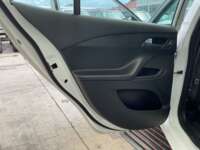 Chevrolet Aveo 2020 4p LS L4/1.5 Man  2020 Chevrolet Aveo Venta Interiores 16