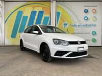 Volkswagen Vento 2020 4p Starline L4/1.6 Aut Linea Anterior 2020 Volkswagen Vento Venta Exteriores 3
